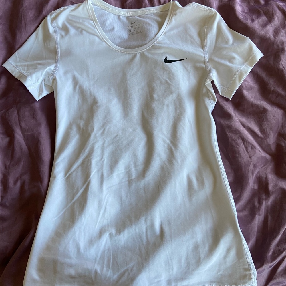 Nike Dri-Fit Legend Training T-shirt in white